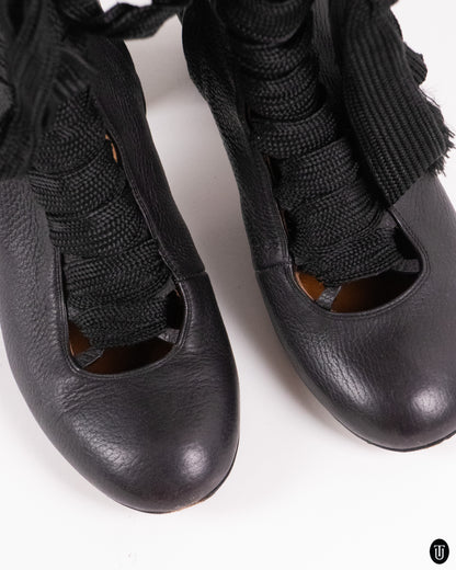 00s Chloé Black Lace-up Ribbon Boots