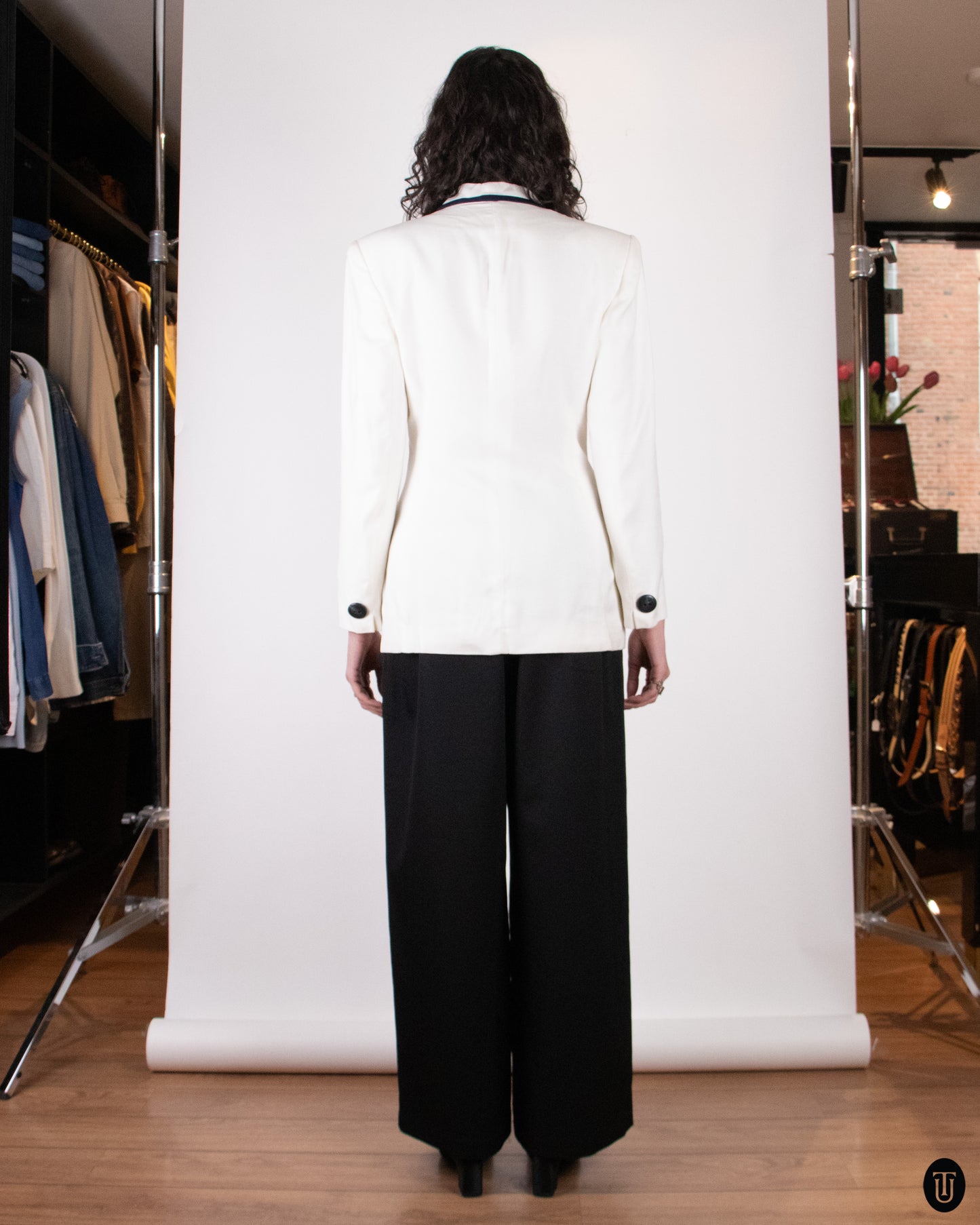 80's Christian Dior White Linen Dinner Jacket M